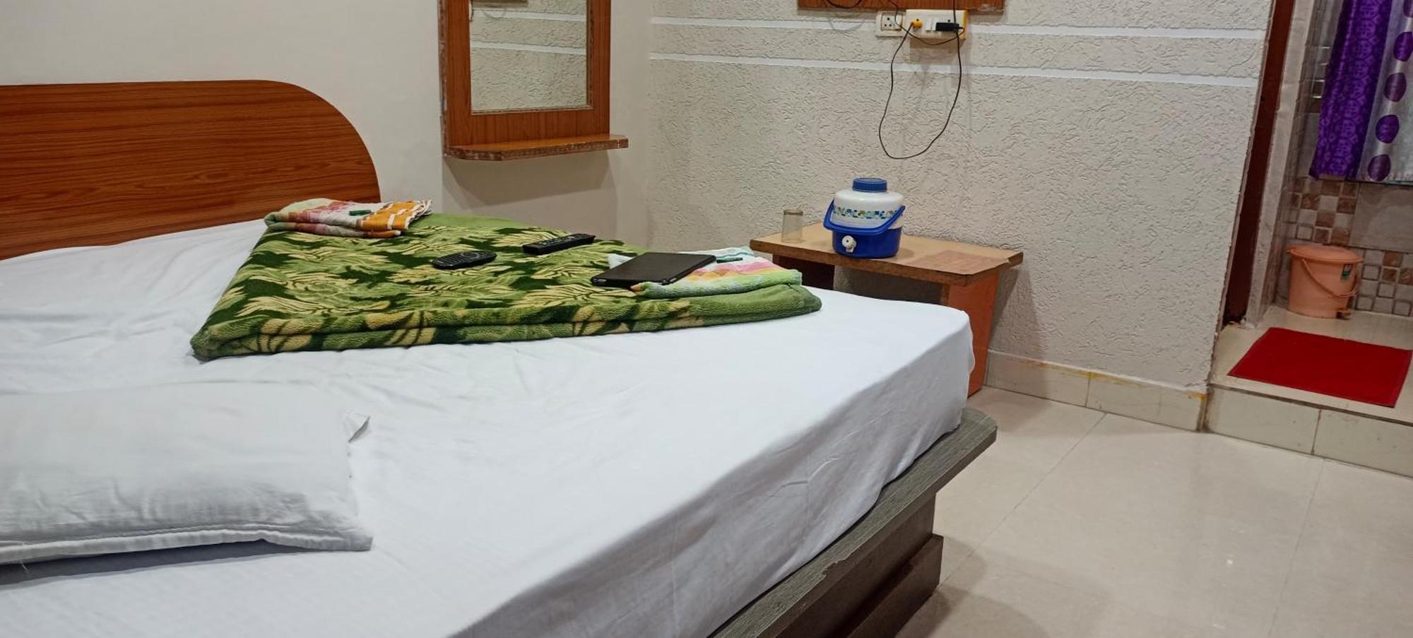 New Hotel Rajvihar Pachmarhi Luaran gambar