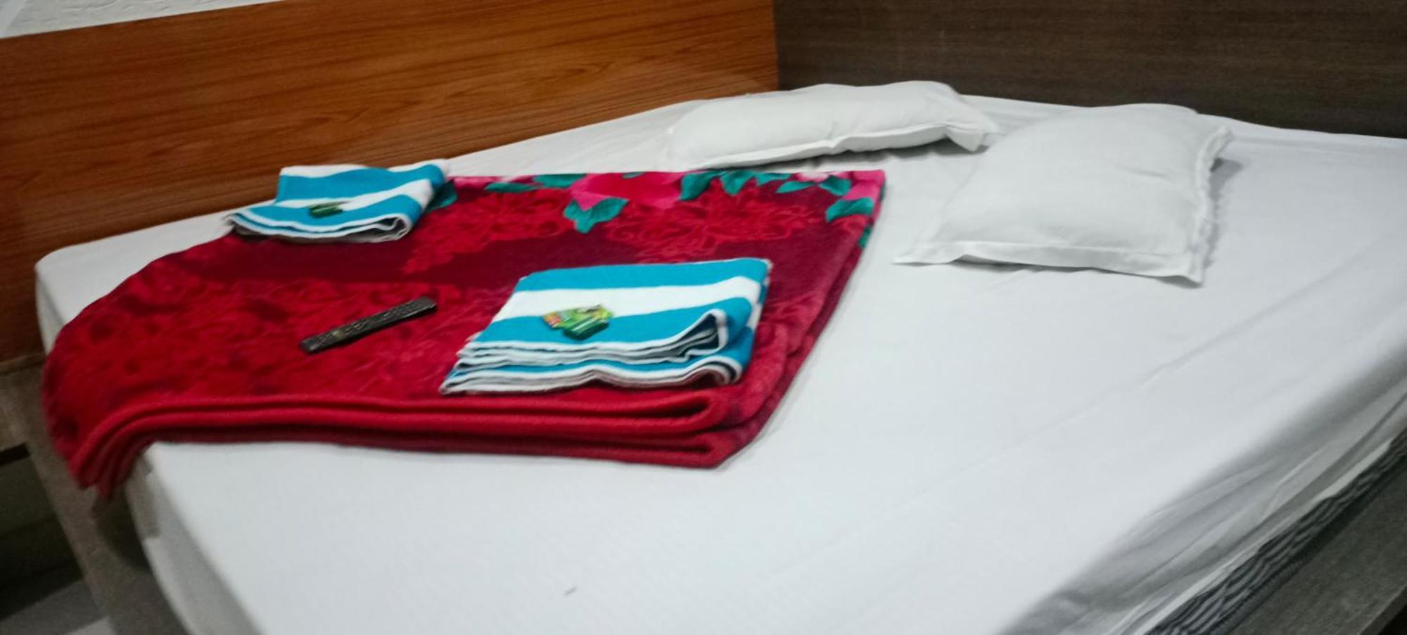 New Hotel Rajvihar Pachmarhi Luaran gambar