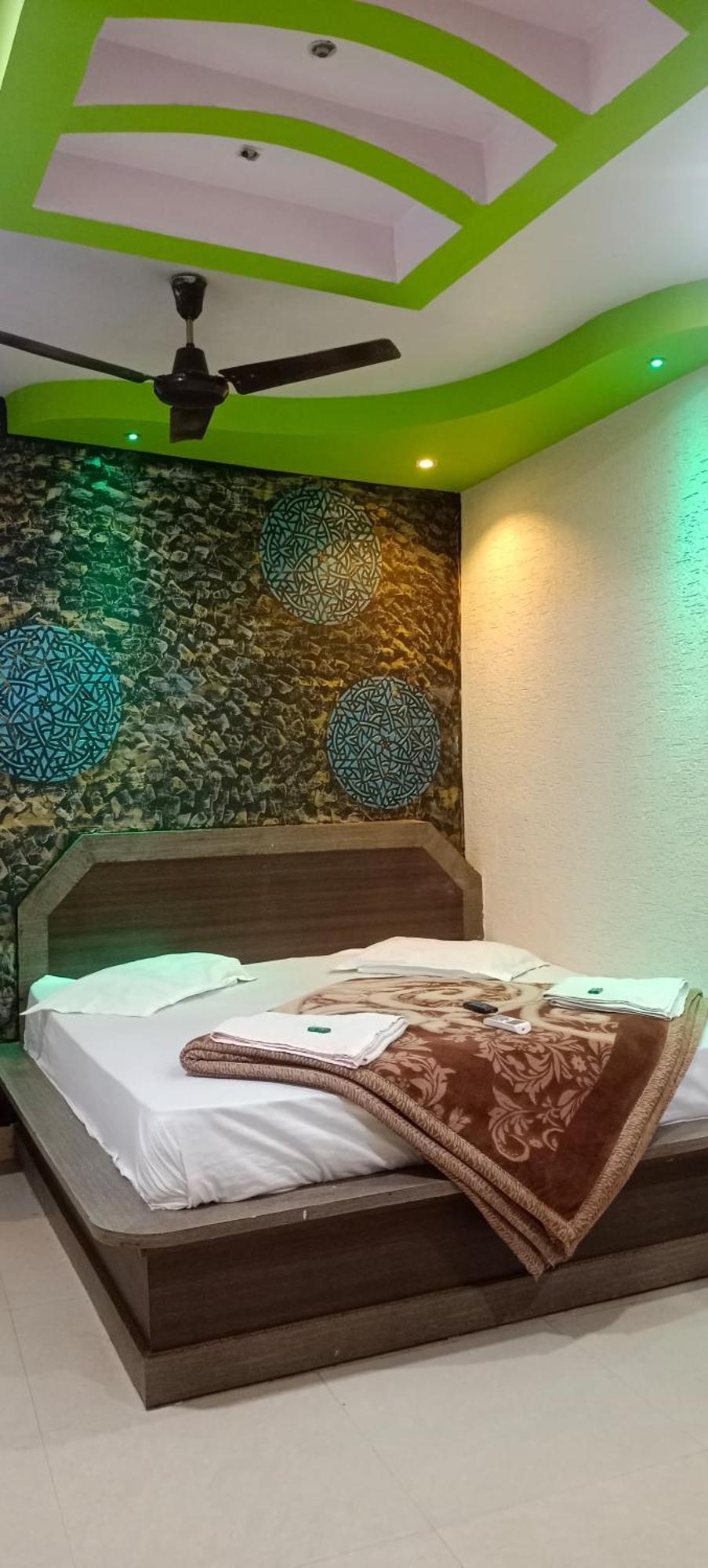 New Hotel Rajvihar Pachmarhi Luaran gambar
