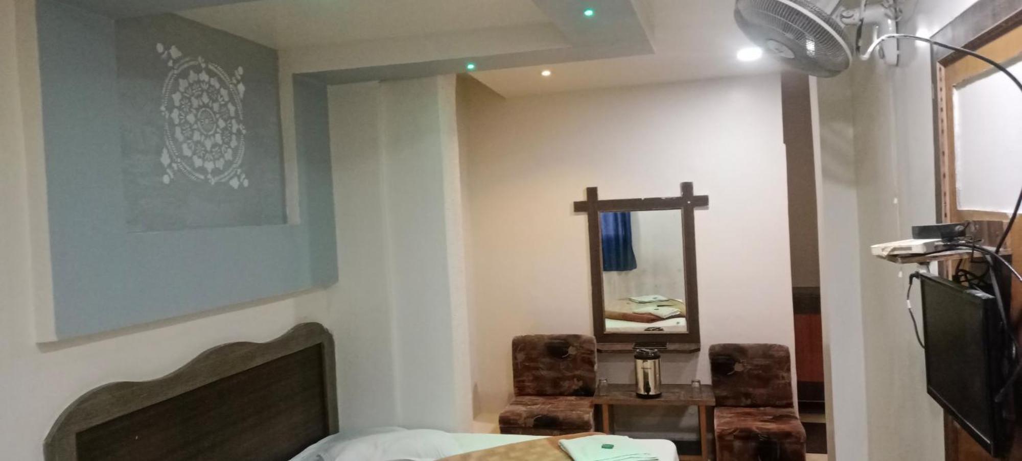 New Hotel Rajvihar Pachmarhi Luaran gambar