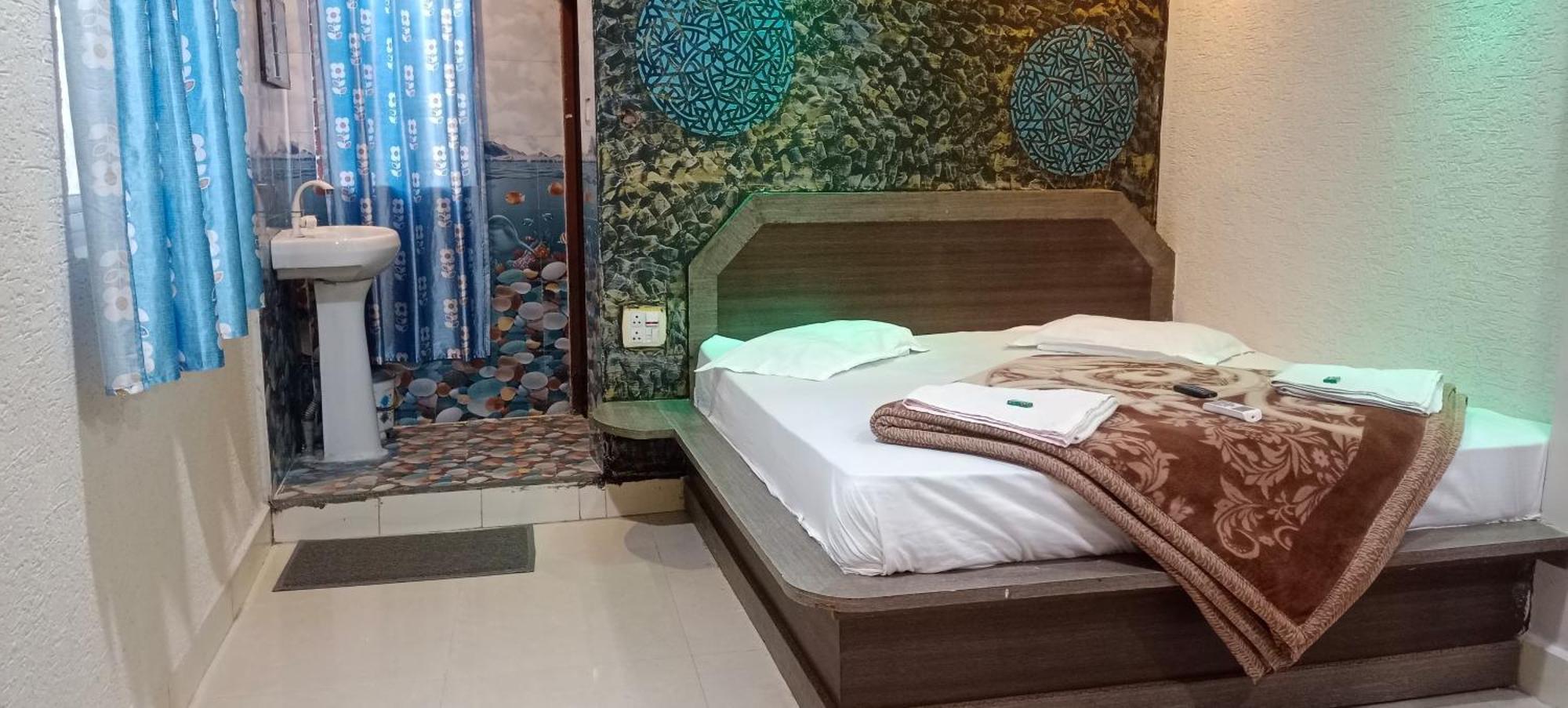 New Hotel Rajvihar Pachmarhi Luaran gambar
